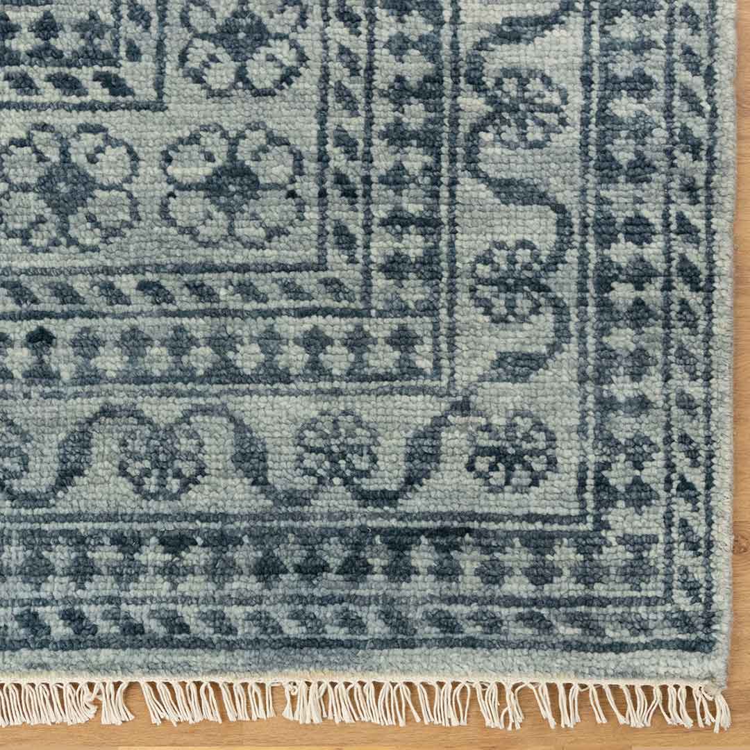 Grey Floral Repeat Pattern Design for your Space | Quality Rugs Online
